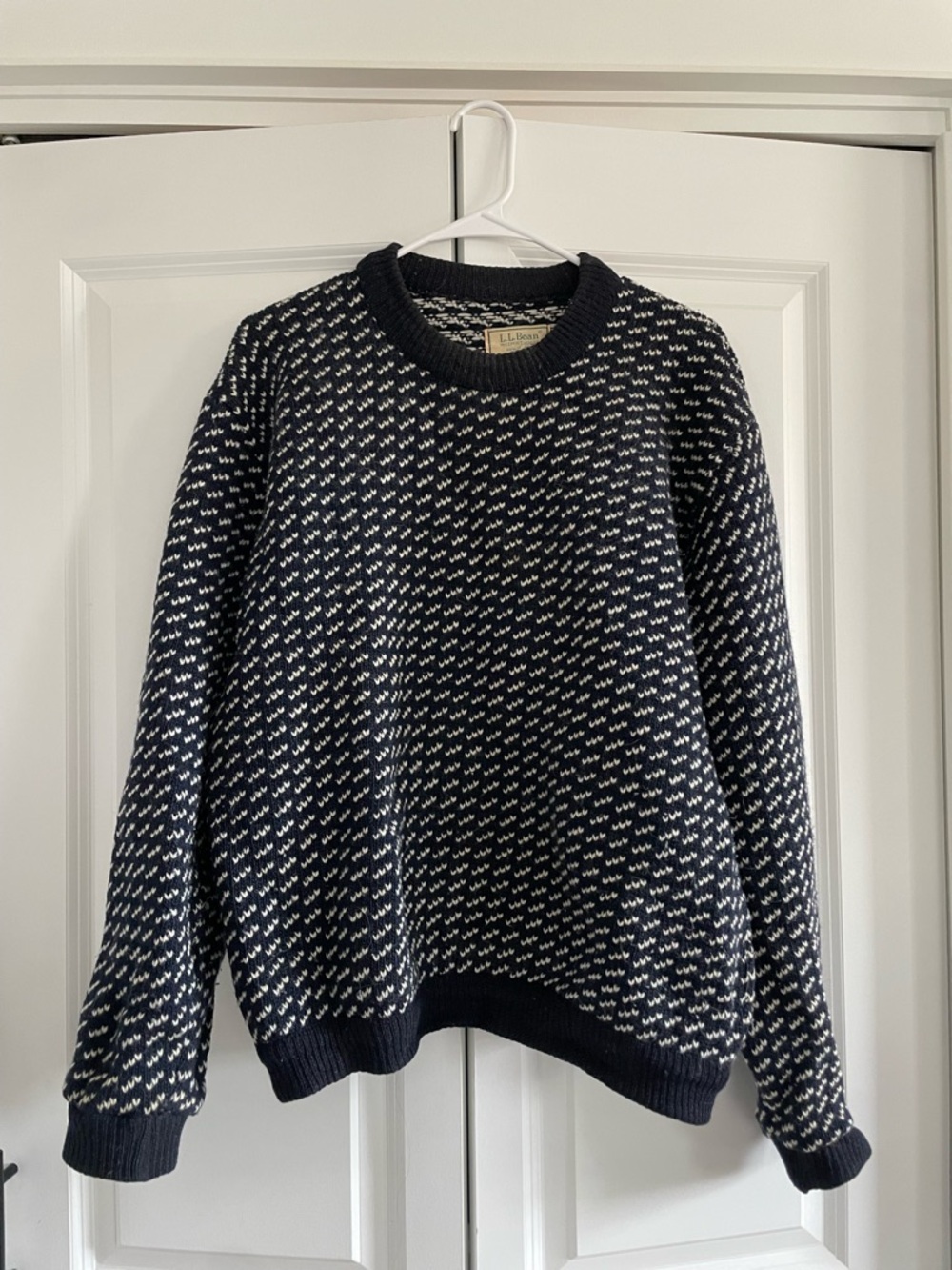 Men's Navy and White Patterned Crewneck Sweater